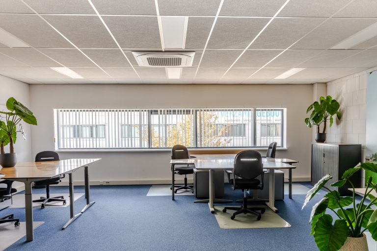 verzamelgebouw reeuwijk kantoor ruimte 56